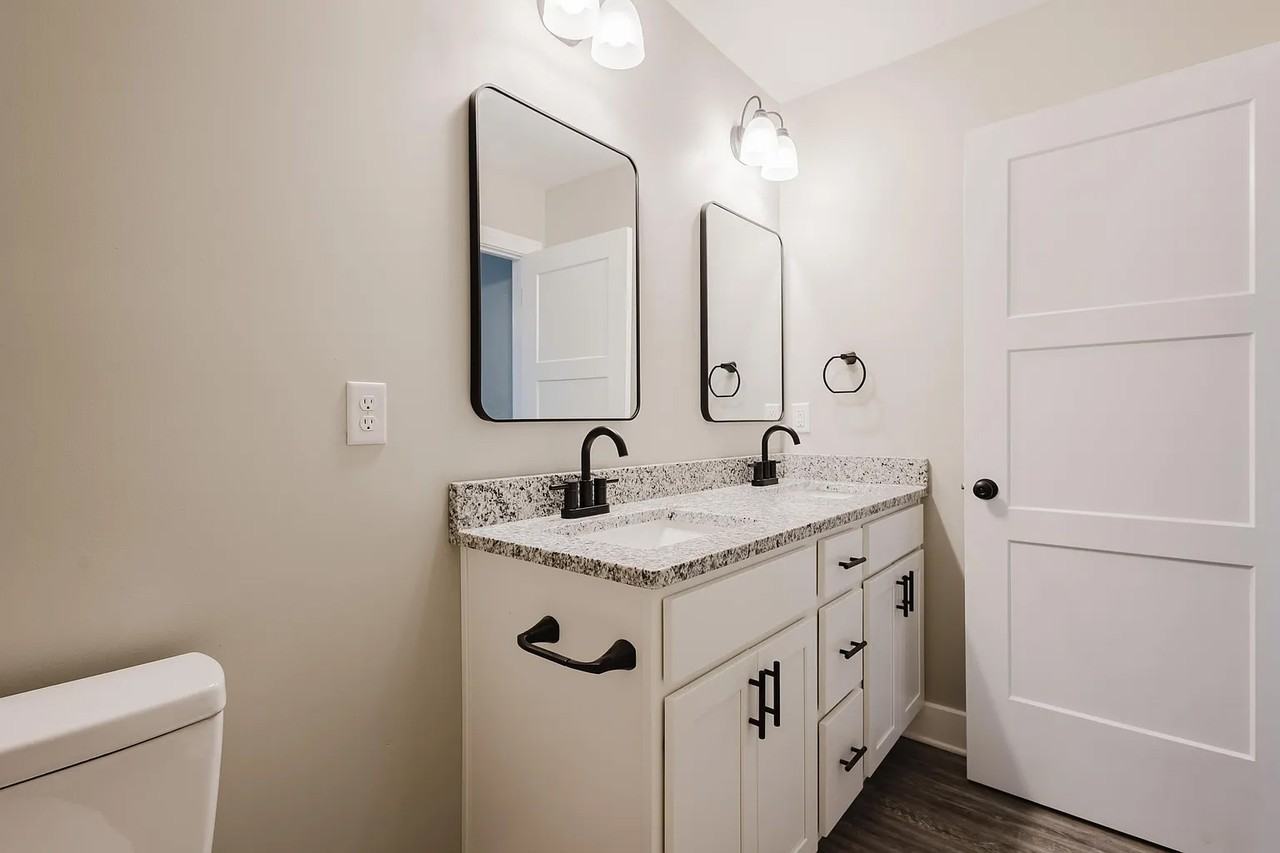 326 Elm St #1 - Photo 7 of 10