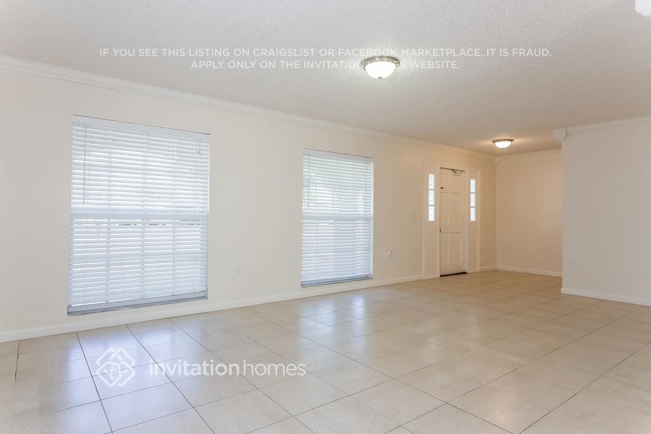 8830 Johnson St - Photo 3 of 17