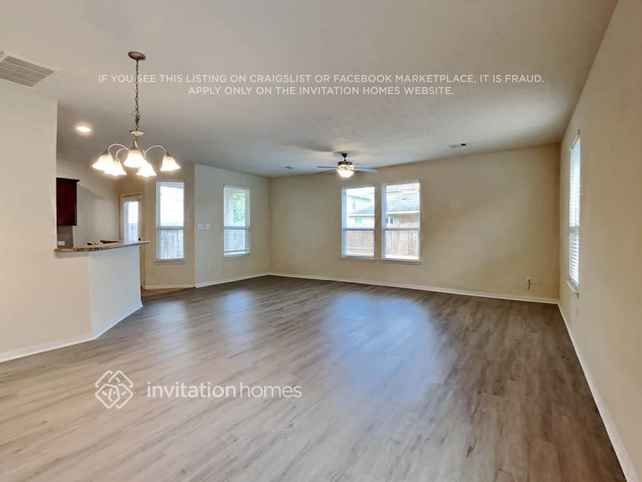 30730 Gardenia Trace Dr - Photo 5 of 17