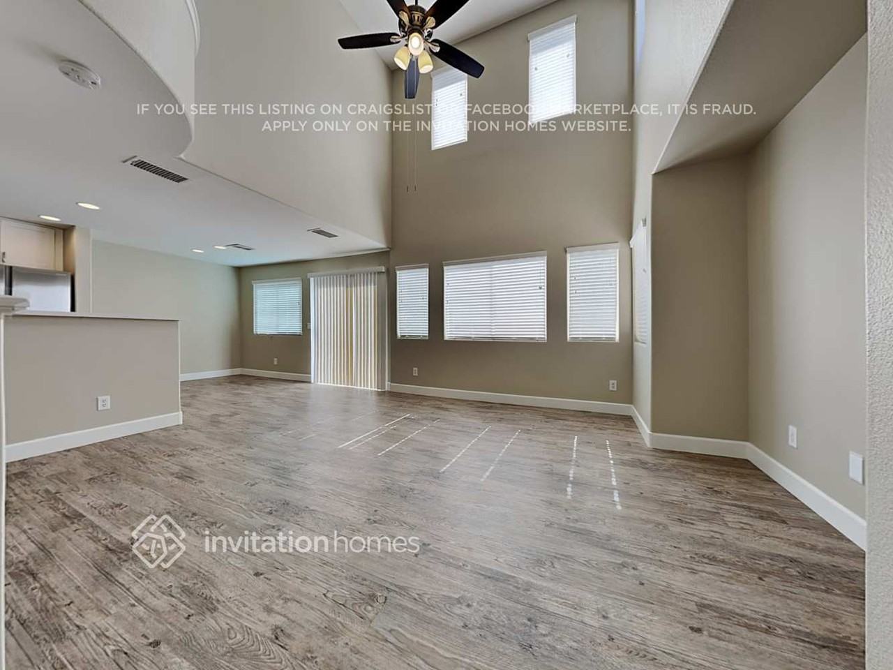 6027 Ambleshire Ave - Photo 5 of 20