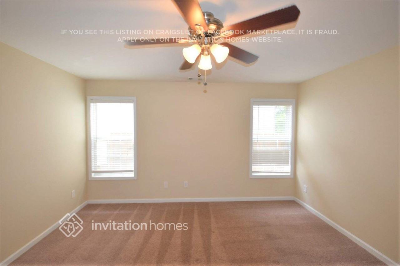 785 Parc River Blvd - Photo 7 of 10