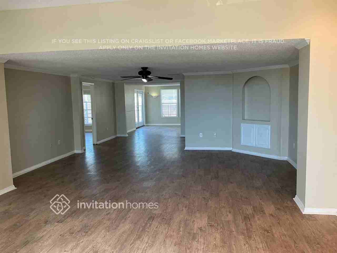 178 Sandhurst Dr - Photo 2 of 13