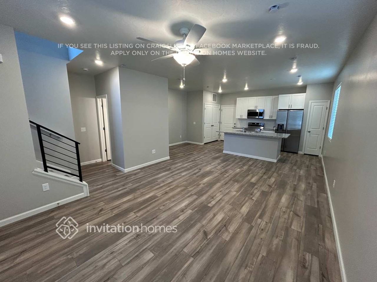 108 N Riverside Dr - Photo 4 of 26