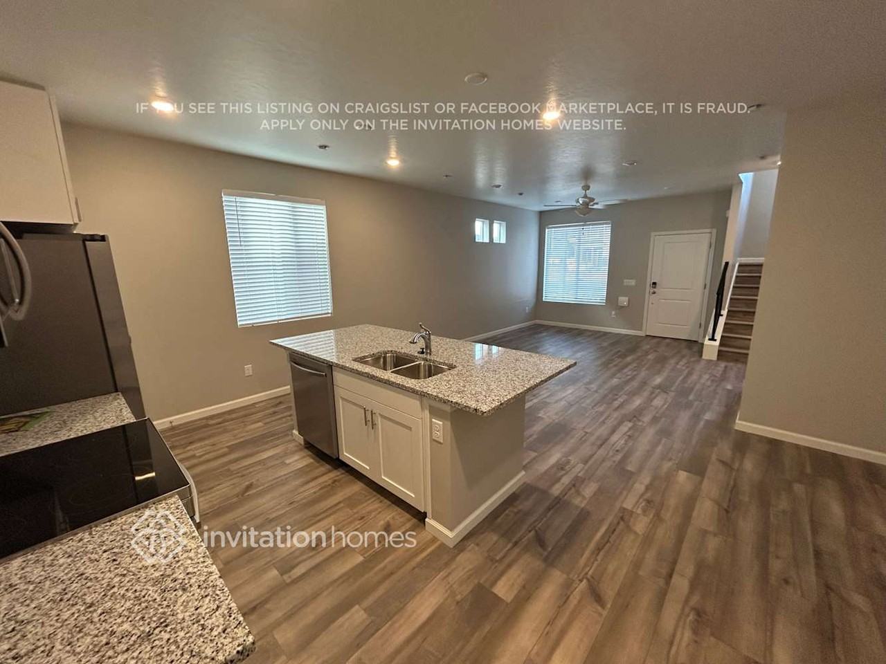 108 N Riverside Dr - Photo 7 of 26