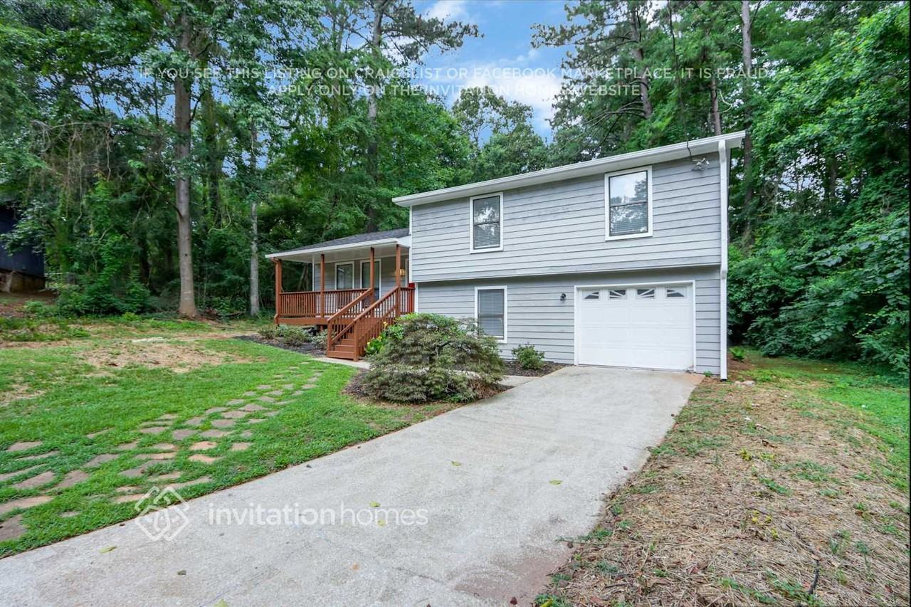 5027 Vonn Pl - Photo 3 of 28