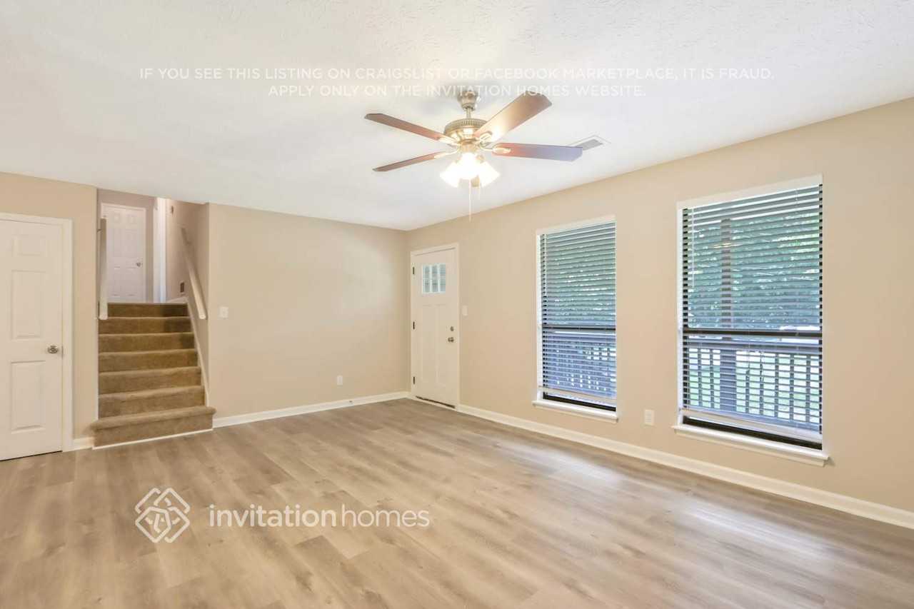 5027 Vonn Pl - Photo 6 of 28