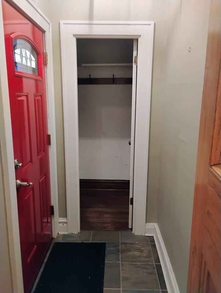 1218 W 50th St #1 - Photo 6 of 26