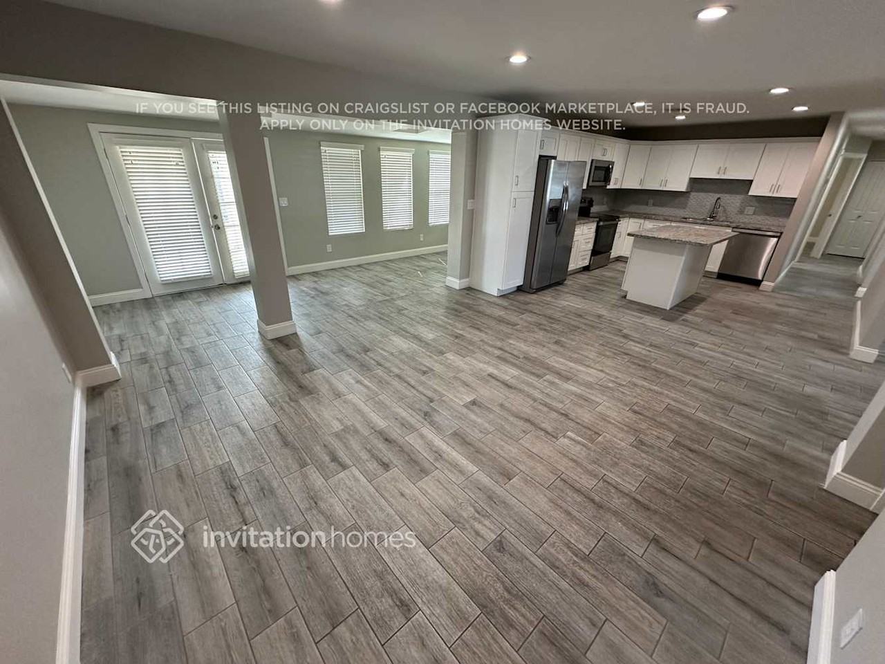 7801 E Loma Land Dr - Photo 3 of 17