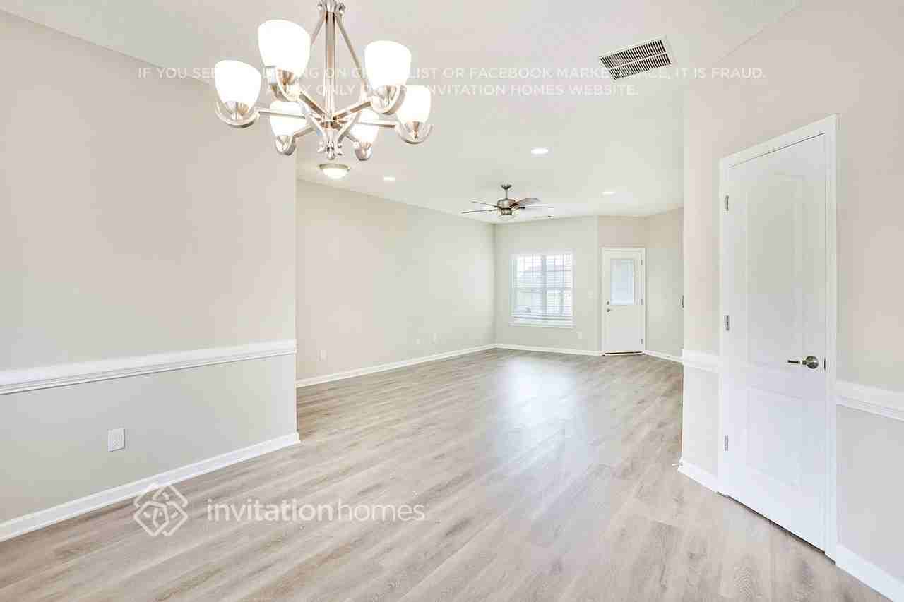 805 City Park Dr - Photo 6 of 21