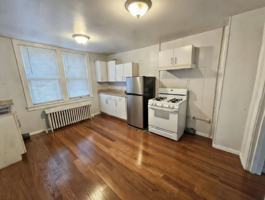 featured image of 3802 Butternut St #2