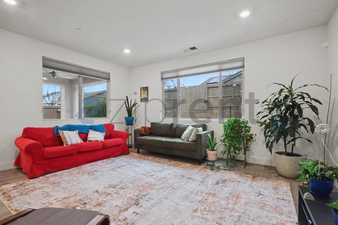 12743 Blueblanc Way - Photo 6 of 44