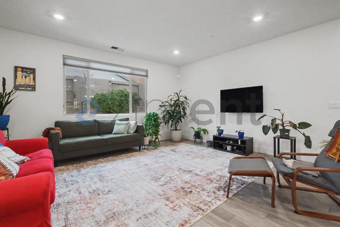 12743 Blueblanc Way - Photo 7 of 44