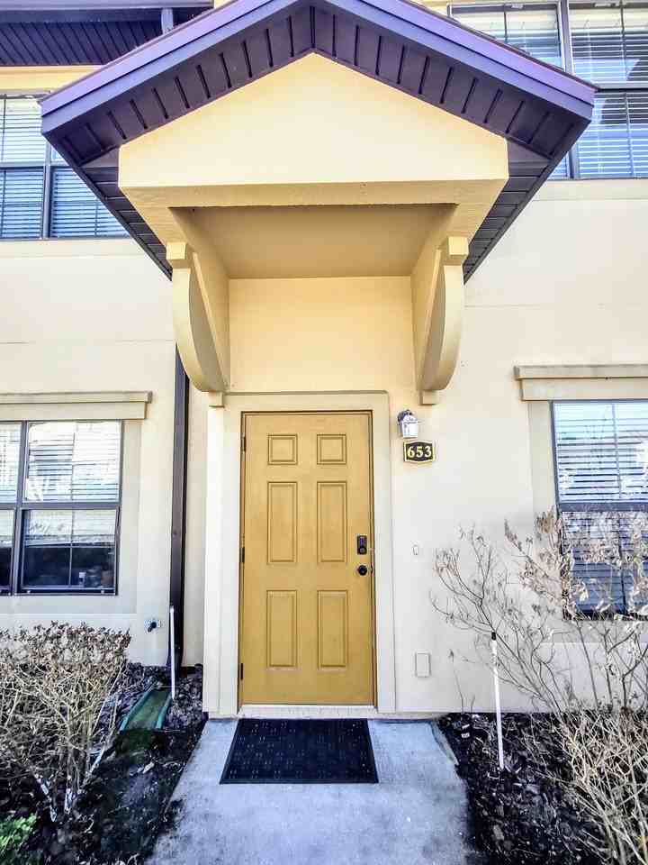 653 Drake Bay Ter #1 - Photo 4 of 24