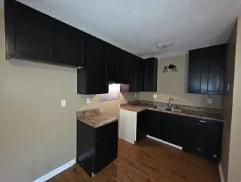 3127 Chandler St #1 - Photo 3 of 9