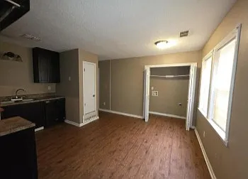 3127 Chandler St #1 - Photo 4 of 9