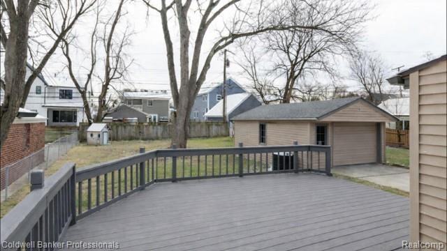 2252 Pembroke Rd - Photo 2 of 14