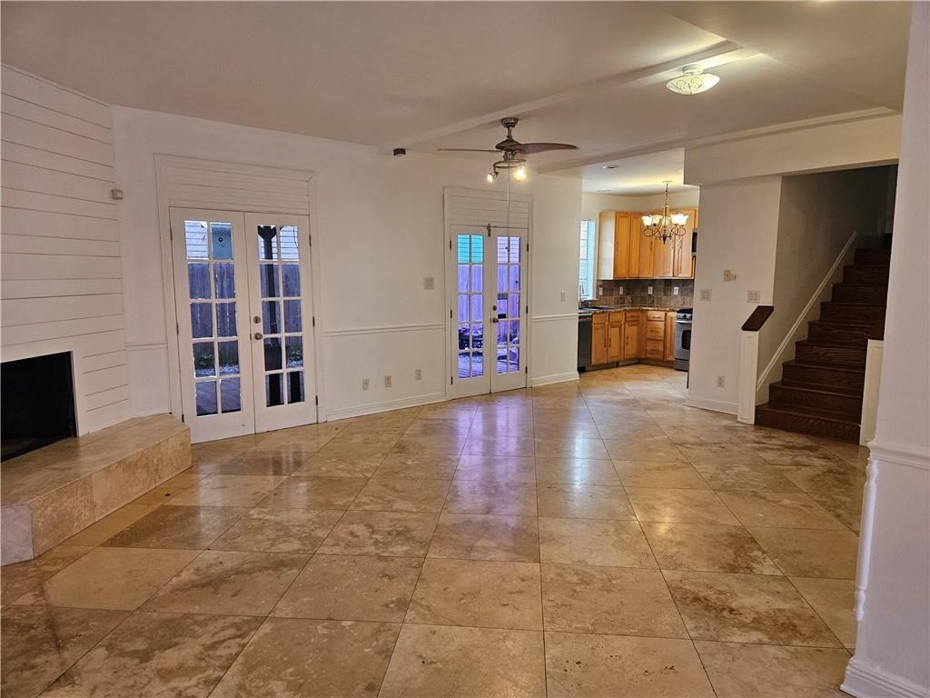 4901 Iberville St - Photo 3 of 16