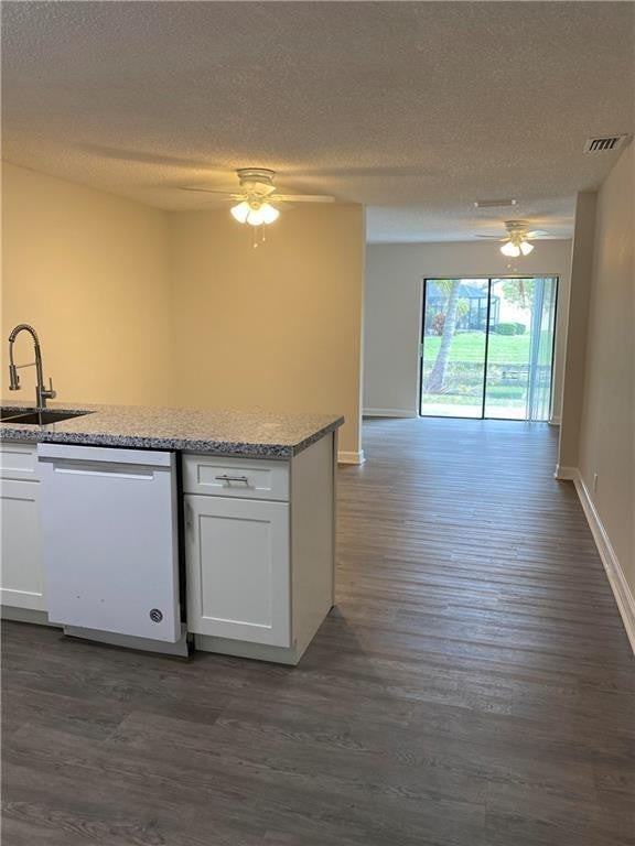 4261 Nw 114th Ter - Photo 4 of 15