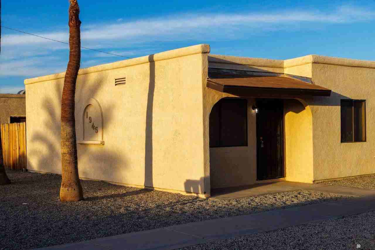 1945 S 1st Ave - Photo 2 of 20