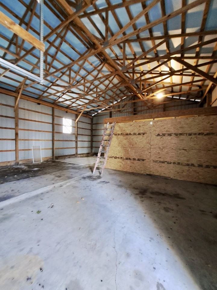 115 Olive St - Photo 4 of 6