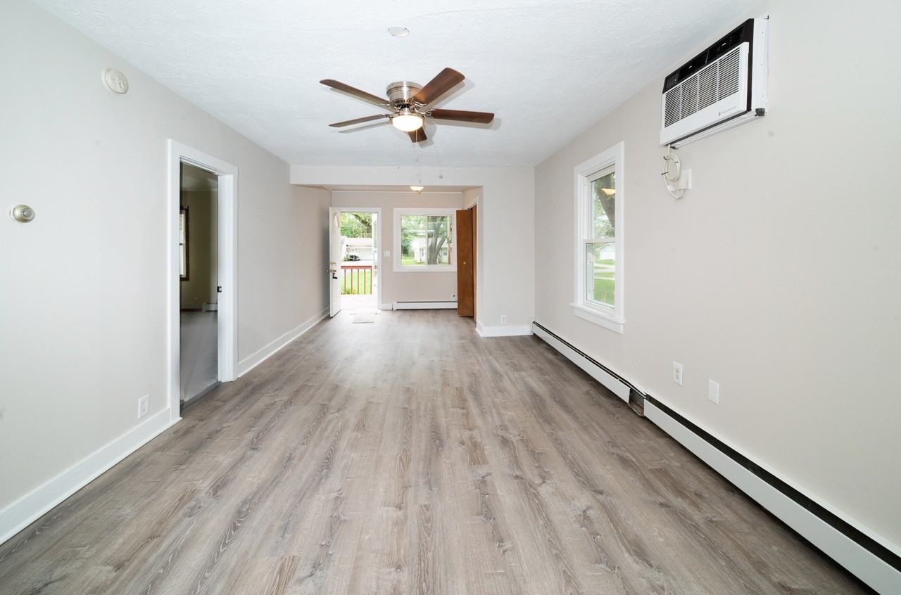 559 Gatewood Drive - Photo 4 of 14