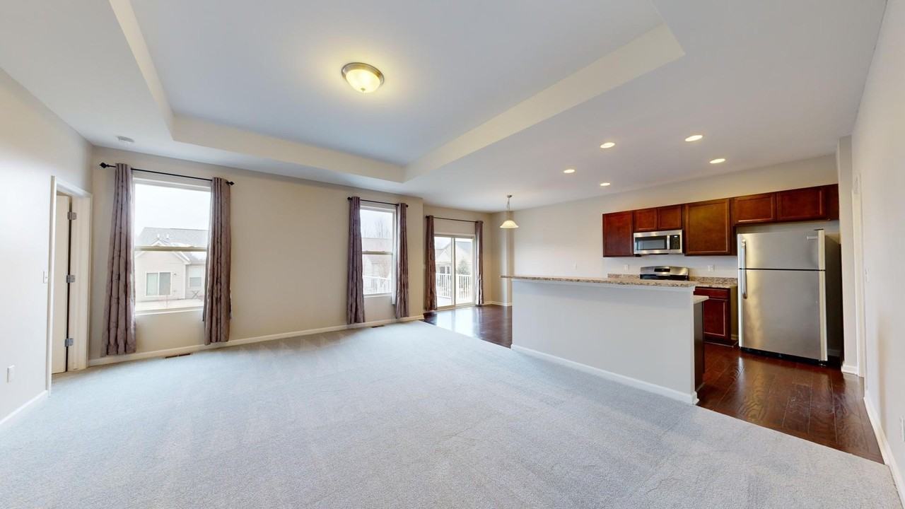 8328 Stamford Dr - Photo 3 of 21