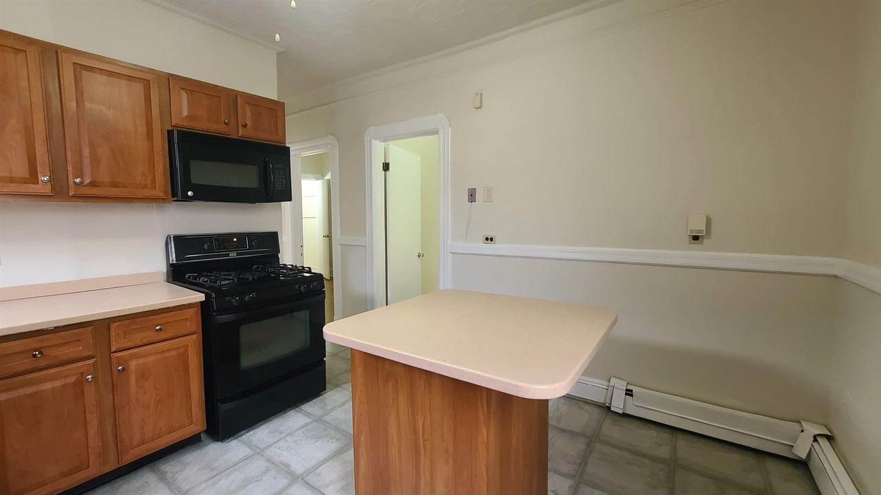 86 Tonnele Ave #1 - Photo 3 of 23