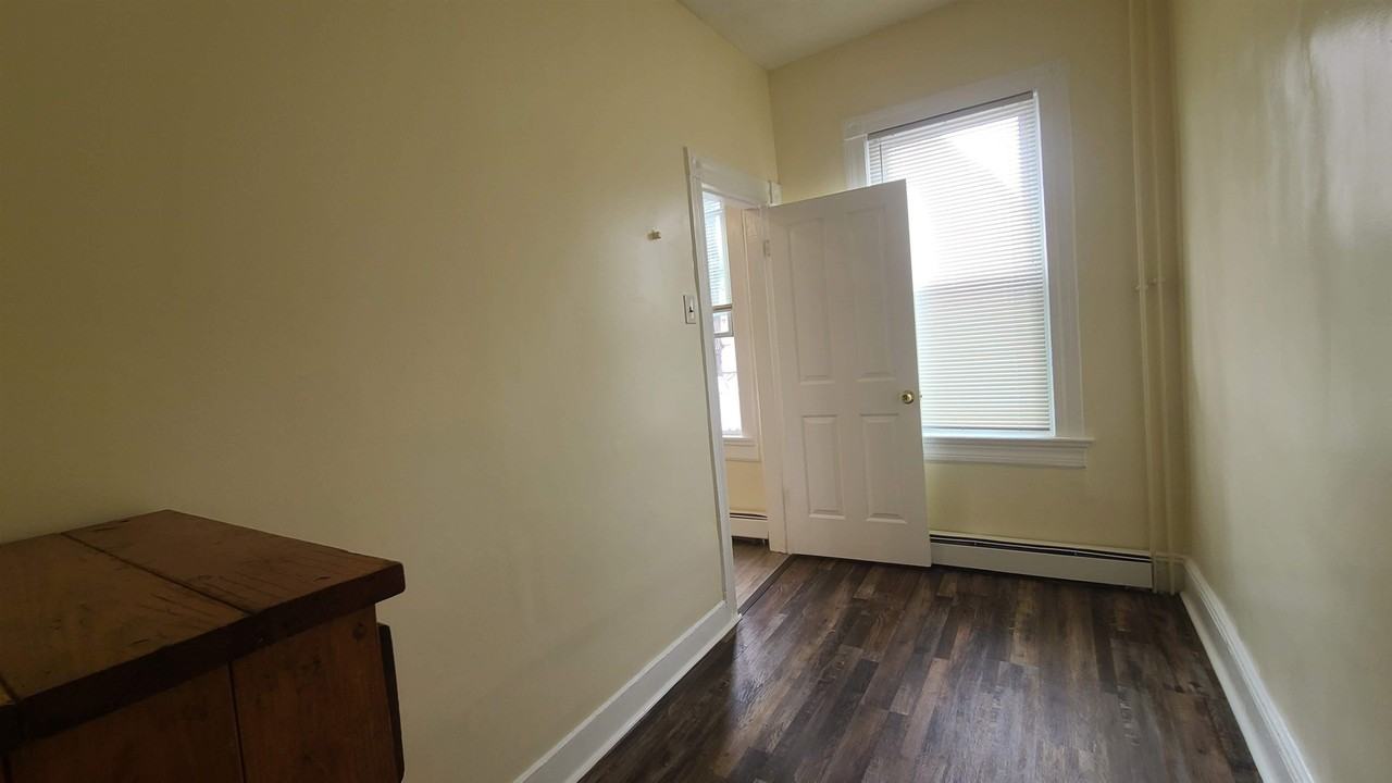 103 Stevens Ave #1 - Photo 7 of 21