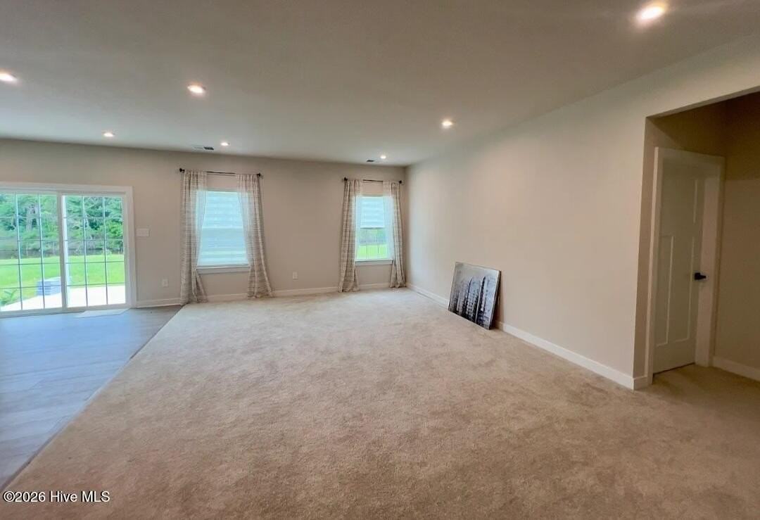 123 Grandview Dr - Photo 2 of 18