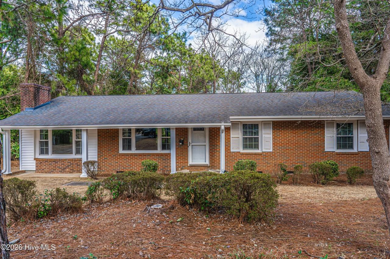 160 W Delaware Ave - Photo 2 of 24