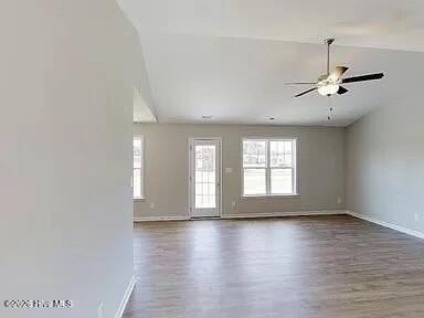 104 Caroline Ln - Photo 3 of 10