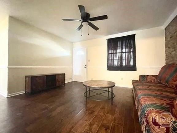 320 Chatham Villa Dr - Photo 2 of 20