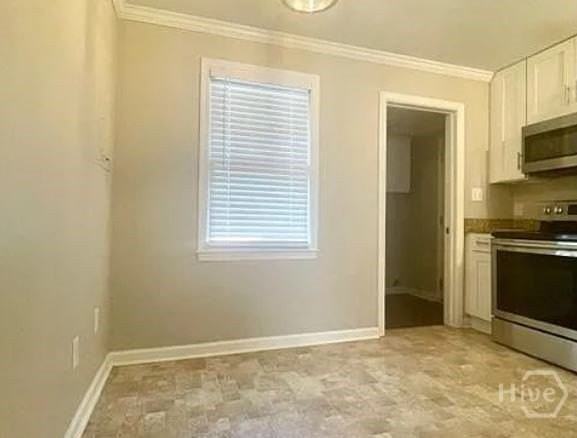 2114 E 62nd St - Photo 5 of 18