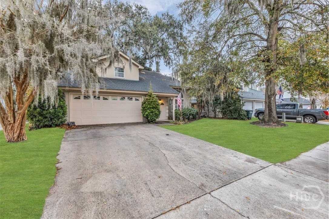 138 Penn Sta - Photo 2 of 36