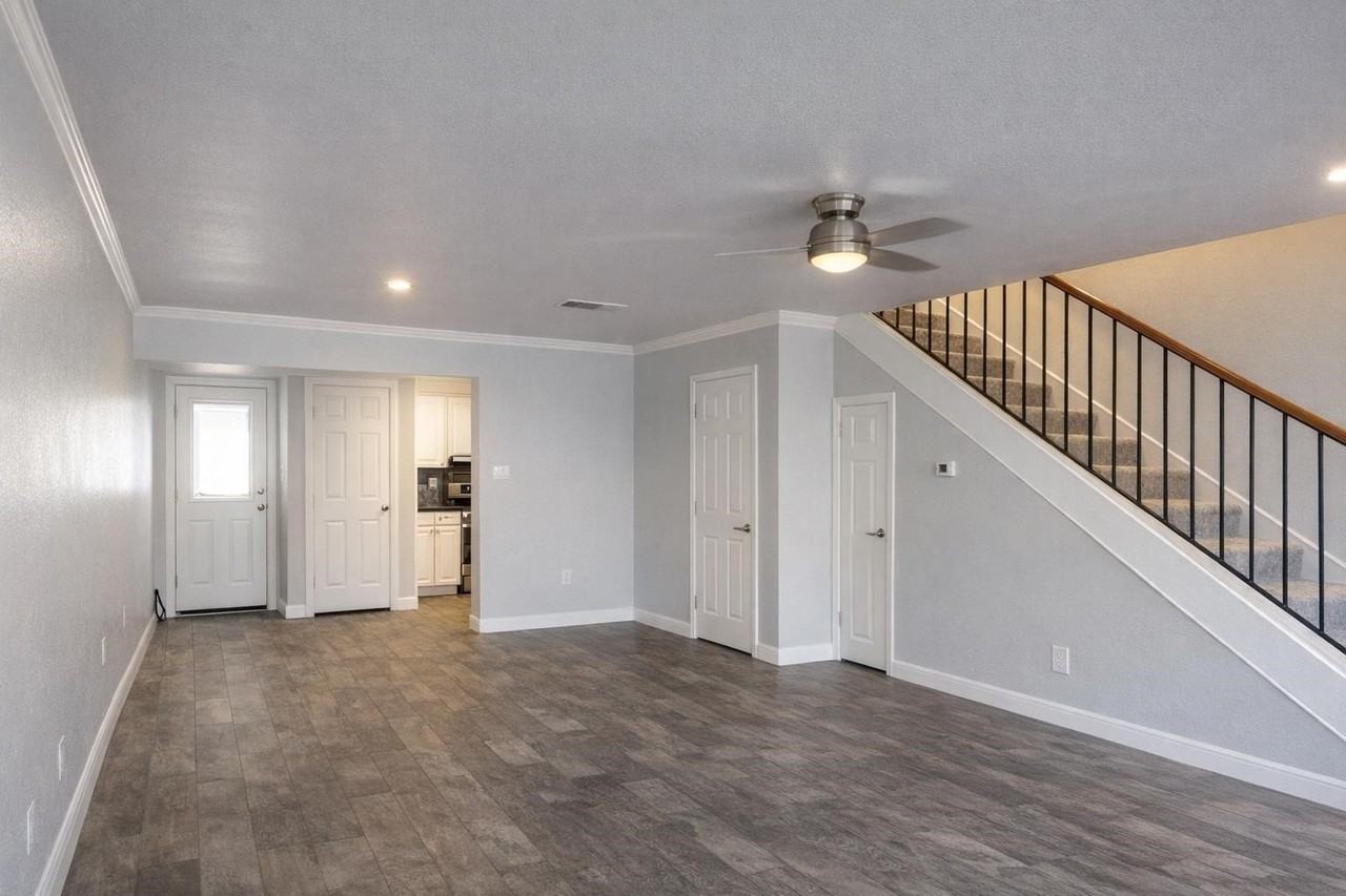 105 Star - Photo 2 of 13