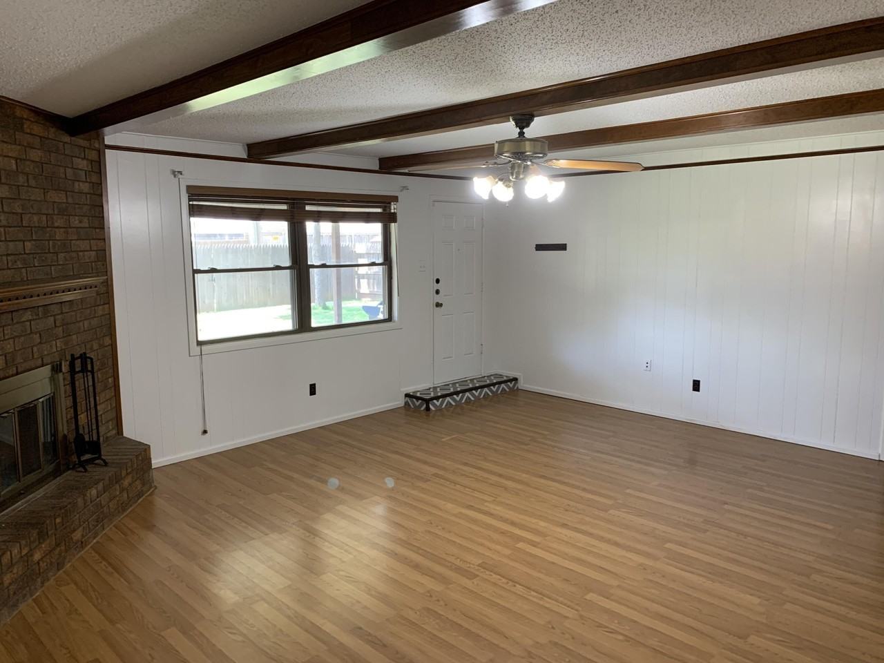 5201 15th St - Photo 2 of 15