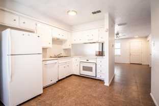 6103 38th St Apt B #Apt B - Photo 1 of 1