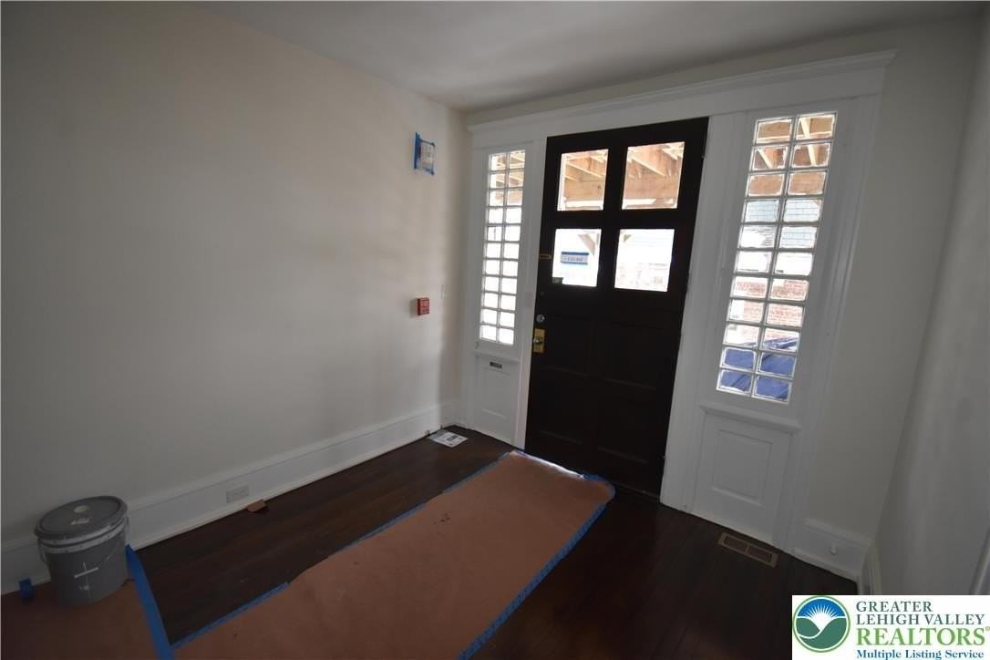 310 March St Unit 1 #1 - Photo 3 of 11