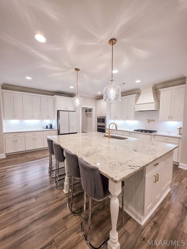 104 Lenore Ct - Photo 4 of 29