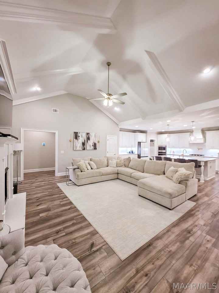 104 Lenore Ct - Photo 6 of 29