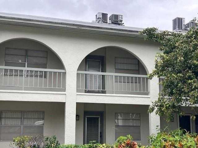 1207 Bahama Bnd #E2 - Photo 3 of 24