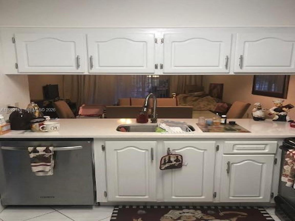 1207 Bahama Bnd #E2 - Photo 7 of 24