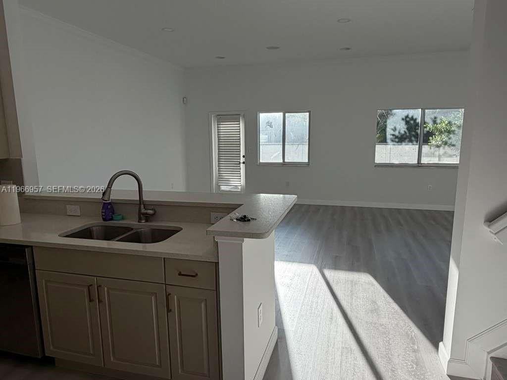 2704 Treasure Cove Cir - Photo 5 of 12