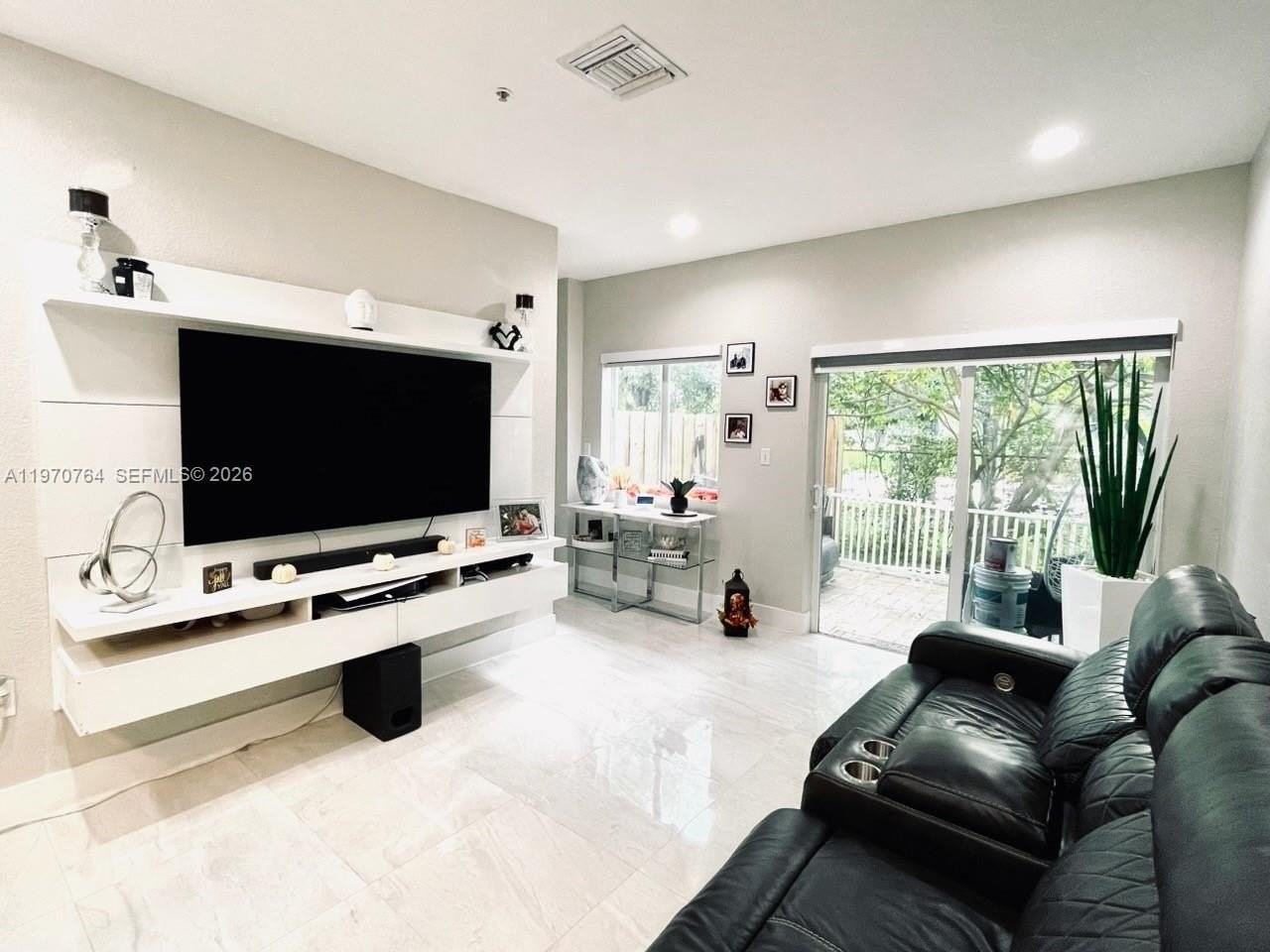 7090 Nw 177th St #108-9 - Photo 2 of 10