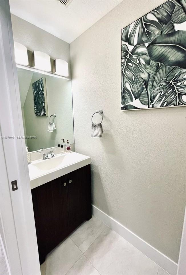 7090 Nw 177th St #108-9 - Photo 6 of 10