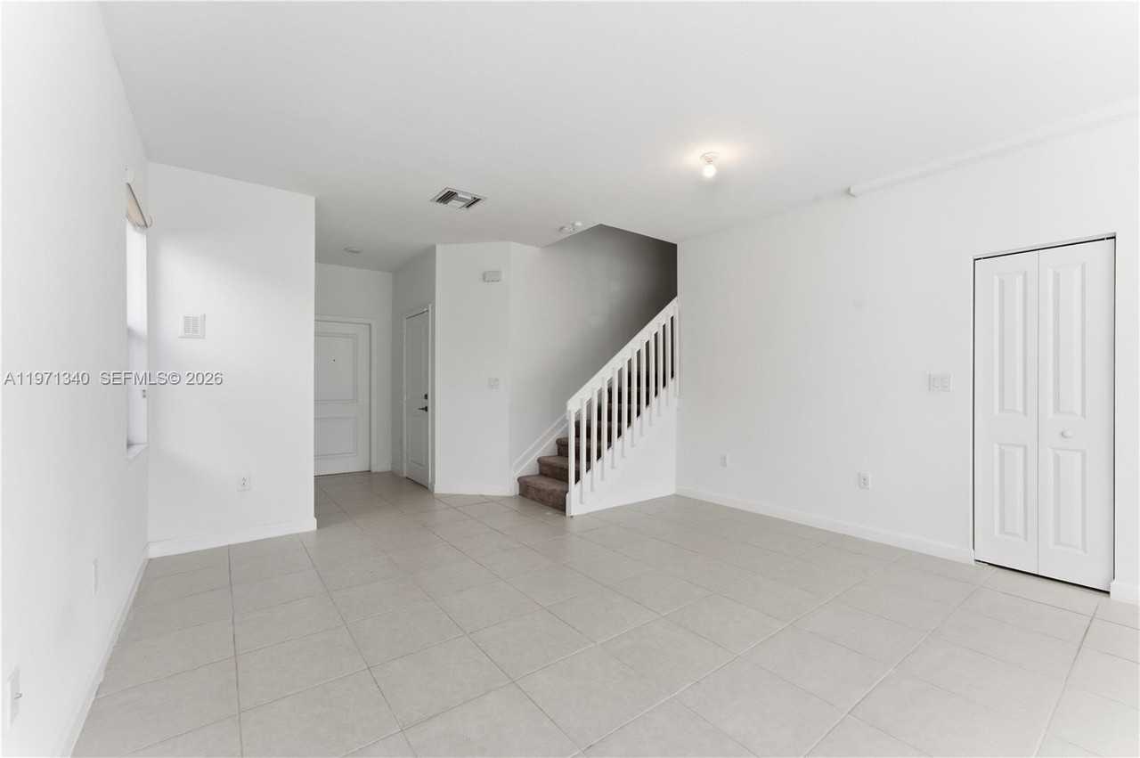 25266 Sw 107th Ave #4678 - Photo 5 of 16