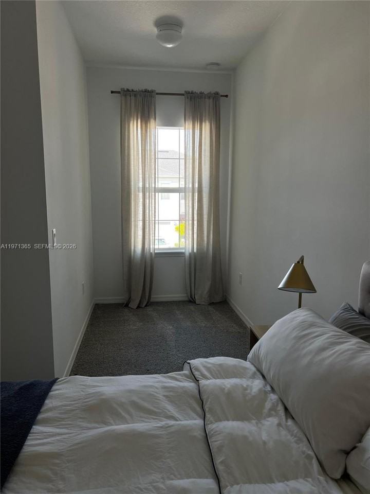 6140 Planta Ln #6140 - Photo 4 of 15