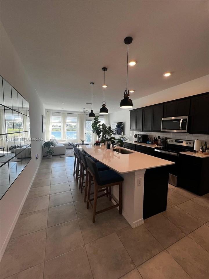 6140 Planta Ln #6140 - Photo 7 of 15