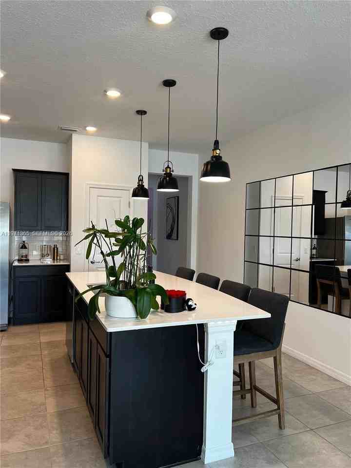 6140 Planta Ln #6140 - Photo 4 of 16