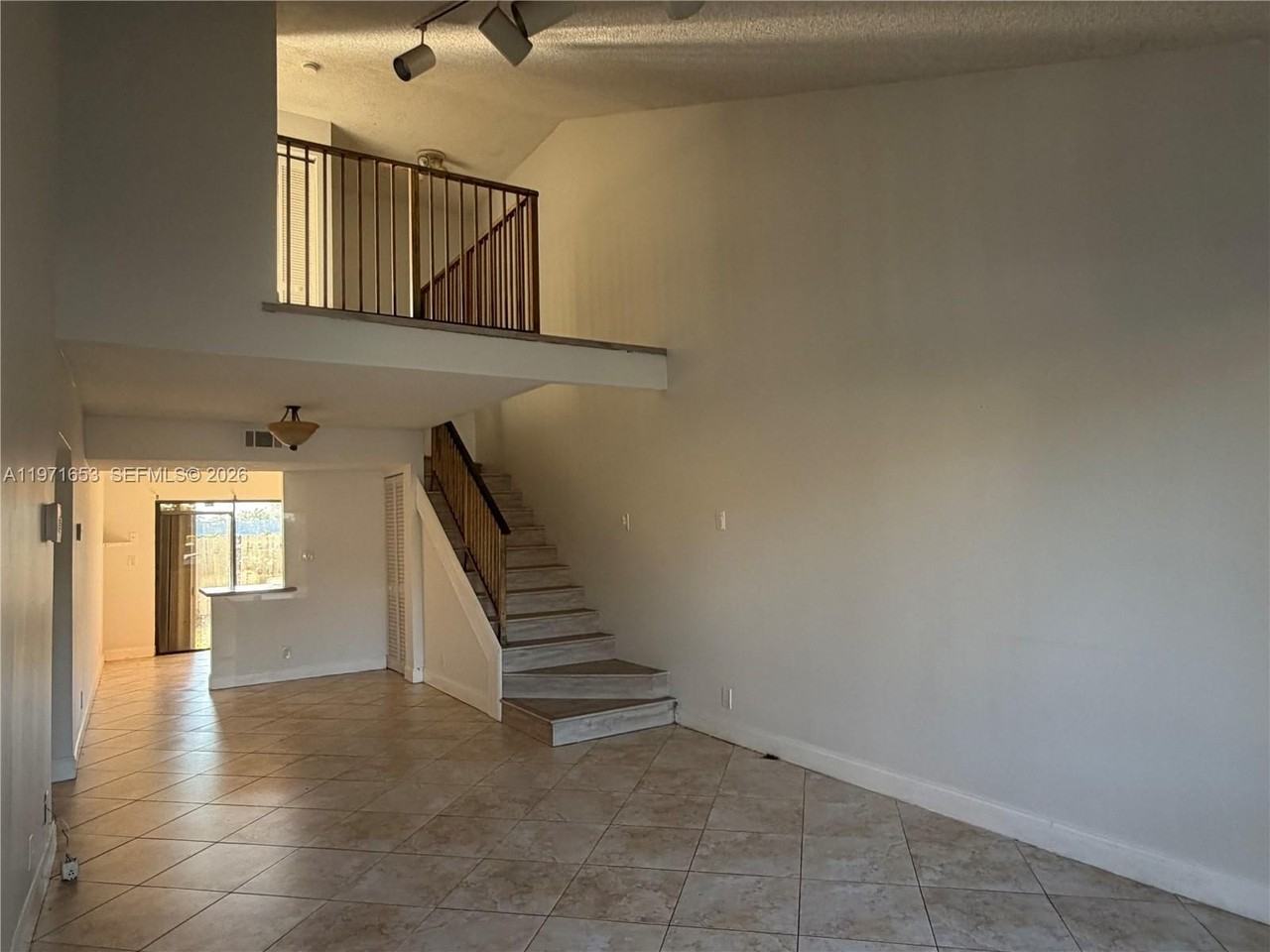 3655 Nw 111th Ter - Photo 3 of 25